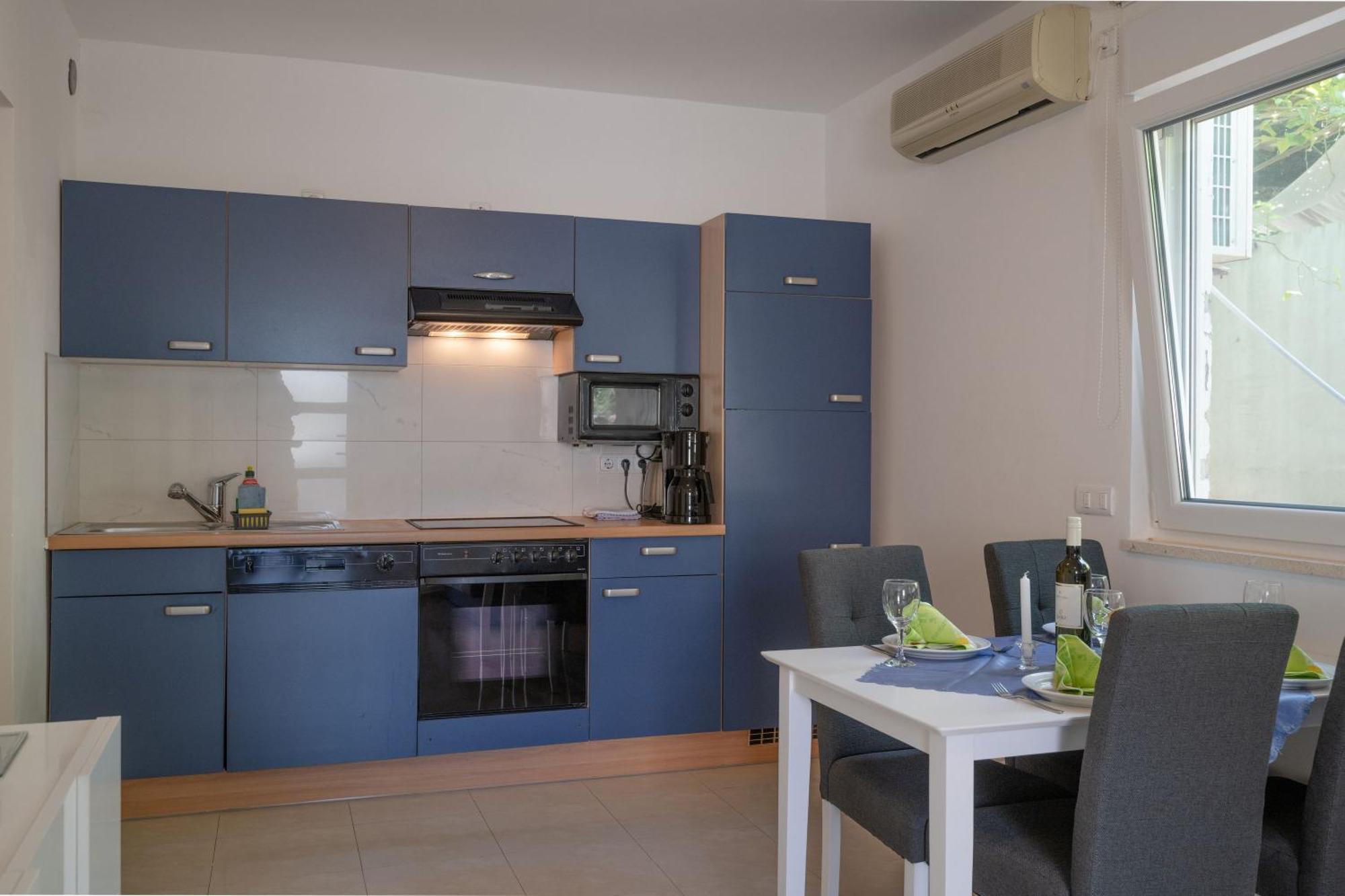 Apartmani Marelic - Sun Beach Завалатица Экстерьер фото