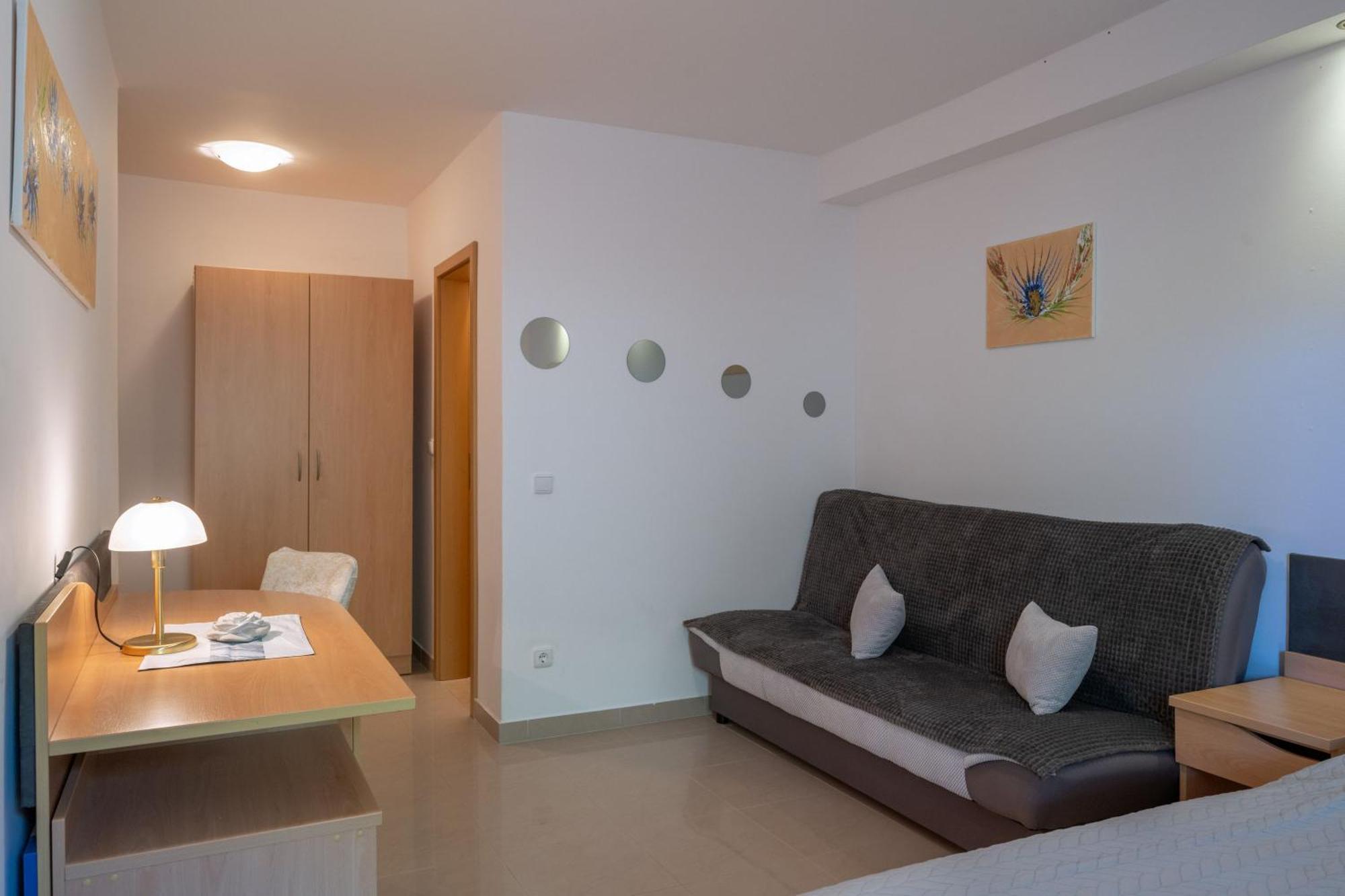 Apartmani Marelic - Sun Beach Завалатица Экстерьер фото